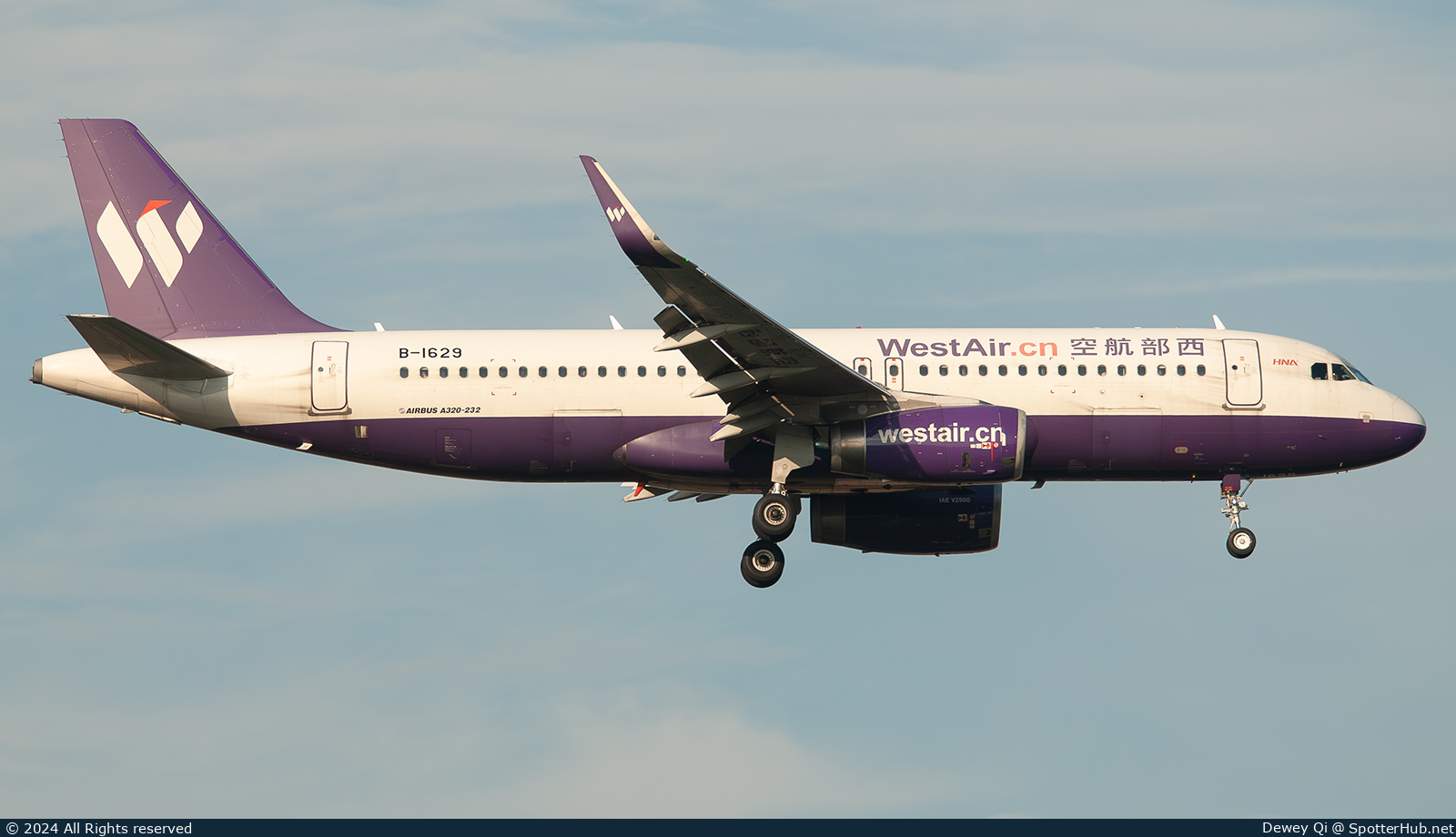Photo of B-1629 - Airbus A320-232 operated by West Air