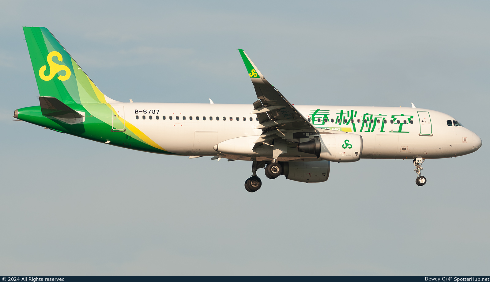 Photo of B-6707 - Airbus A320-214 operated by Spring Airlines