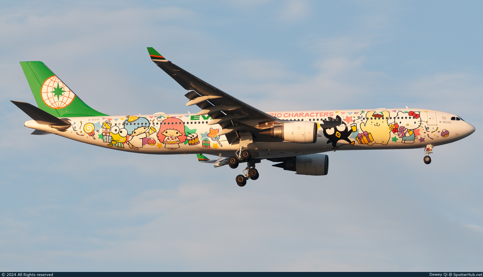 Photo of B-16333 - Airbus A330-302 operated by EVA Air