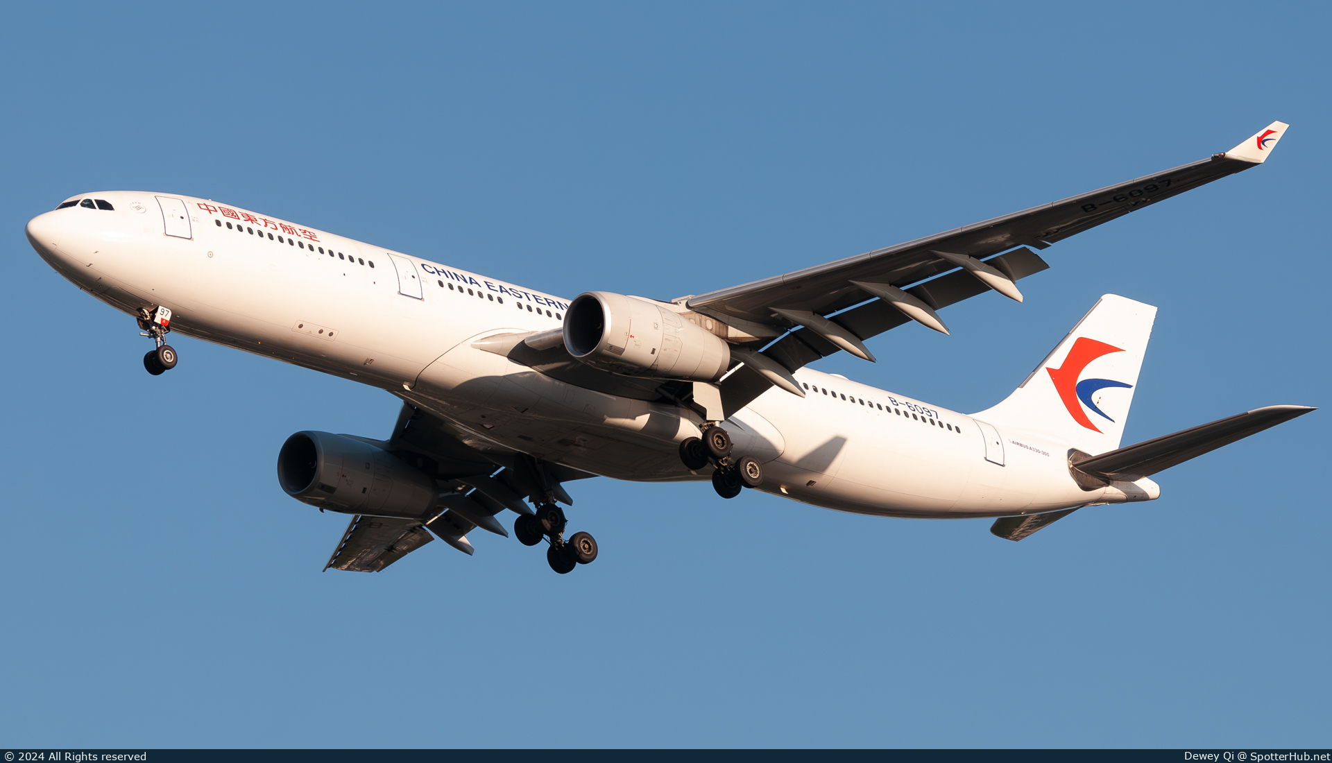 Photo of B-6097 - Airbus A330-343 operated by China Eastern Airlines