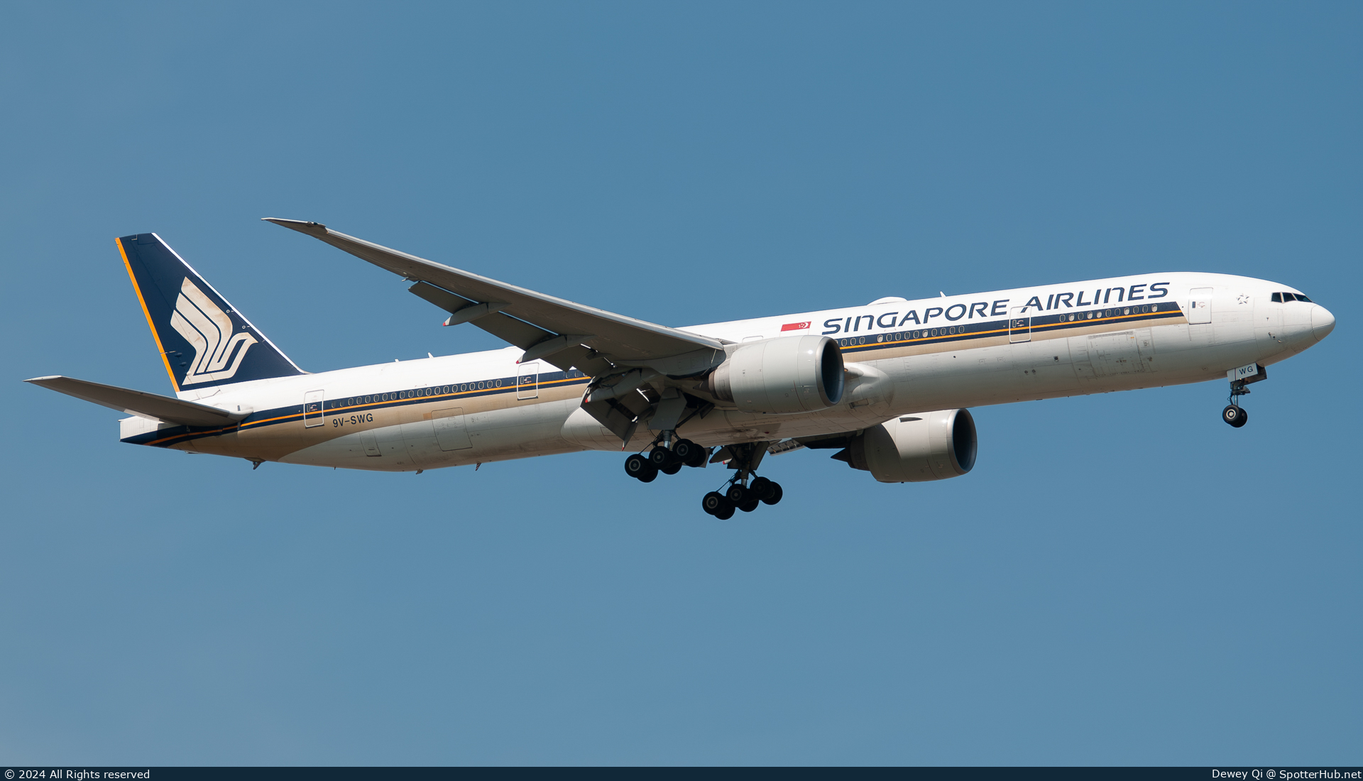Photo of 9V-SWG - Boeing 777-312(ER) operated by Singapore Airlines