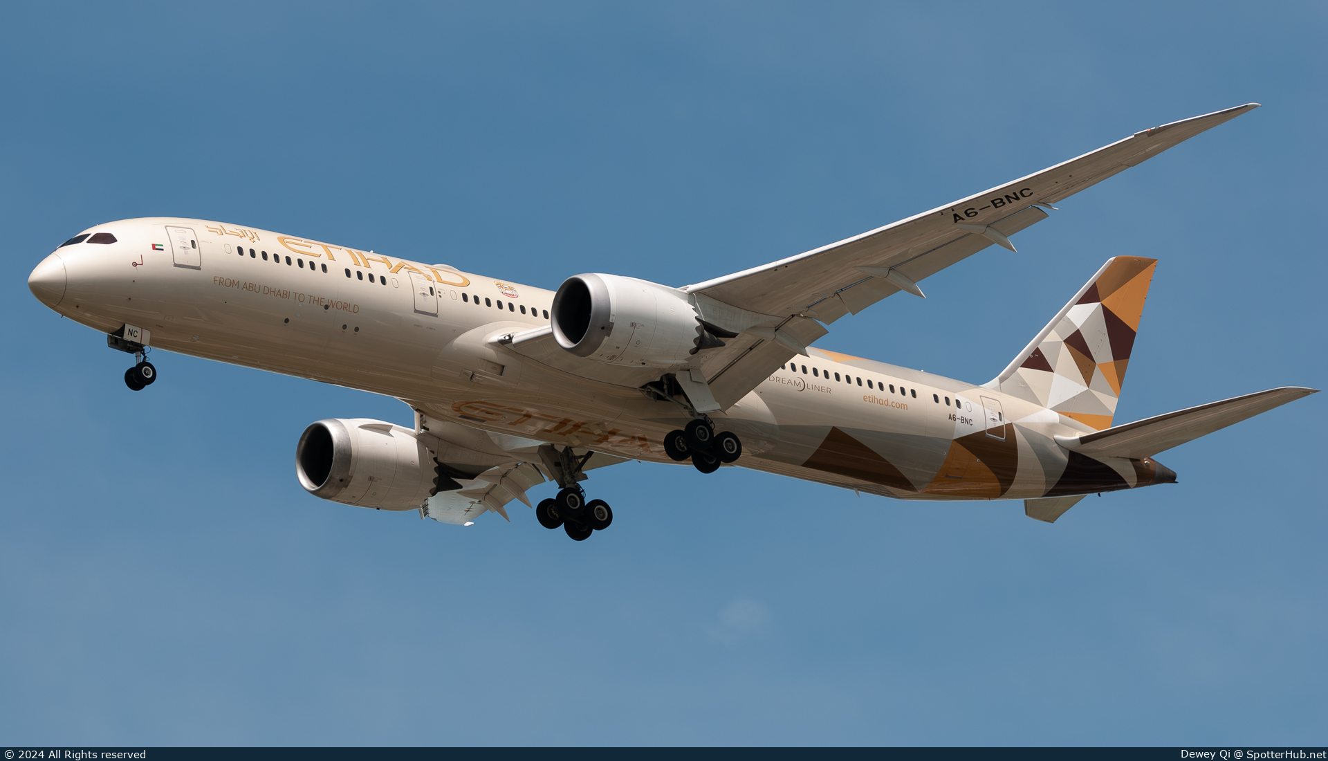 Photo of A6-BNC - Boeing 787-9 Dreamliner operated by Etihad Airways