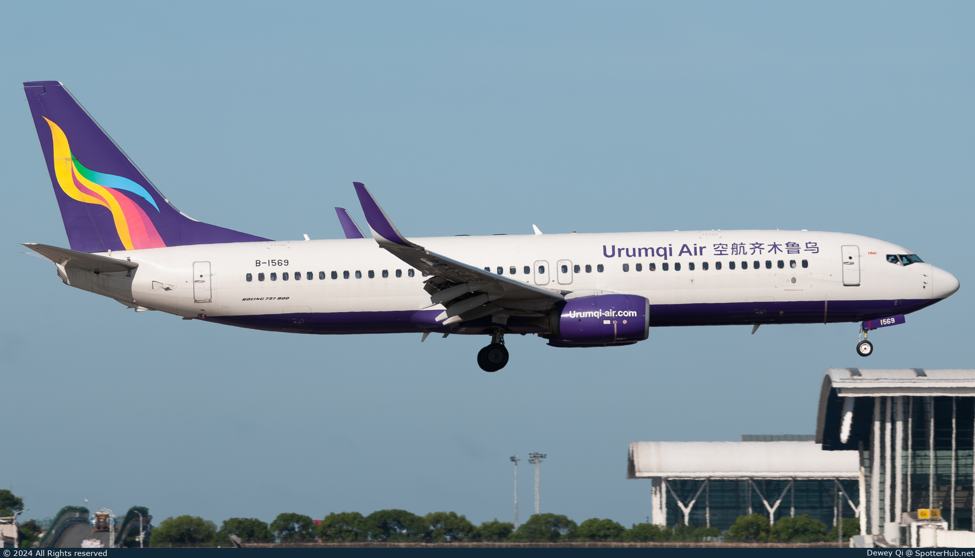 Photo of B-1569 - Boeing 737-84P operated by Urumqi Air