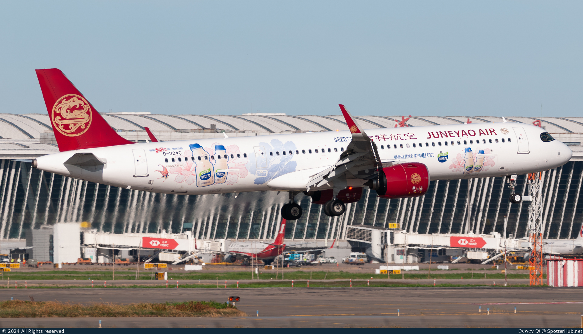 Photo of B-324C - Airbus A321-271NX operated by Juneyao Air