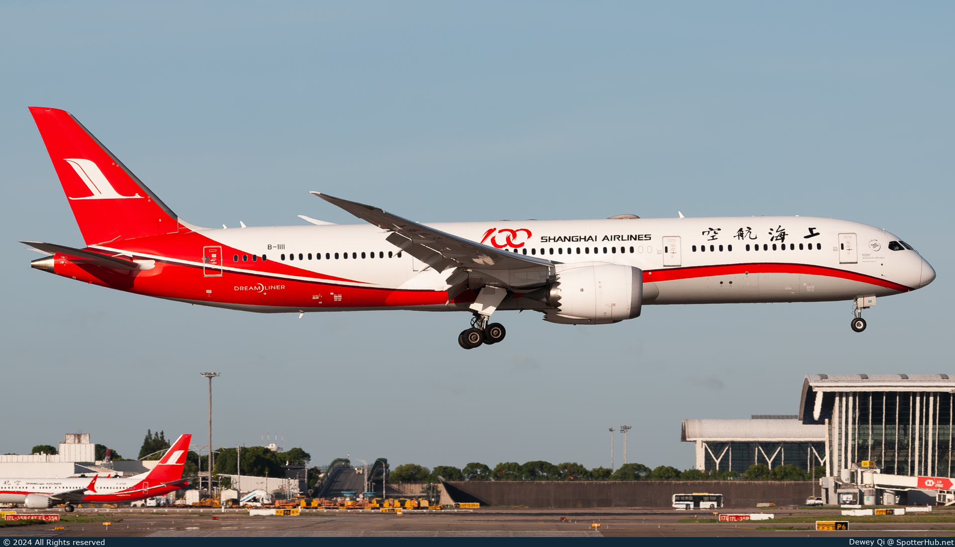 Photo of B-1111 - Boeing 787-9 Dreamliner operated by Shanghai Airlines