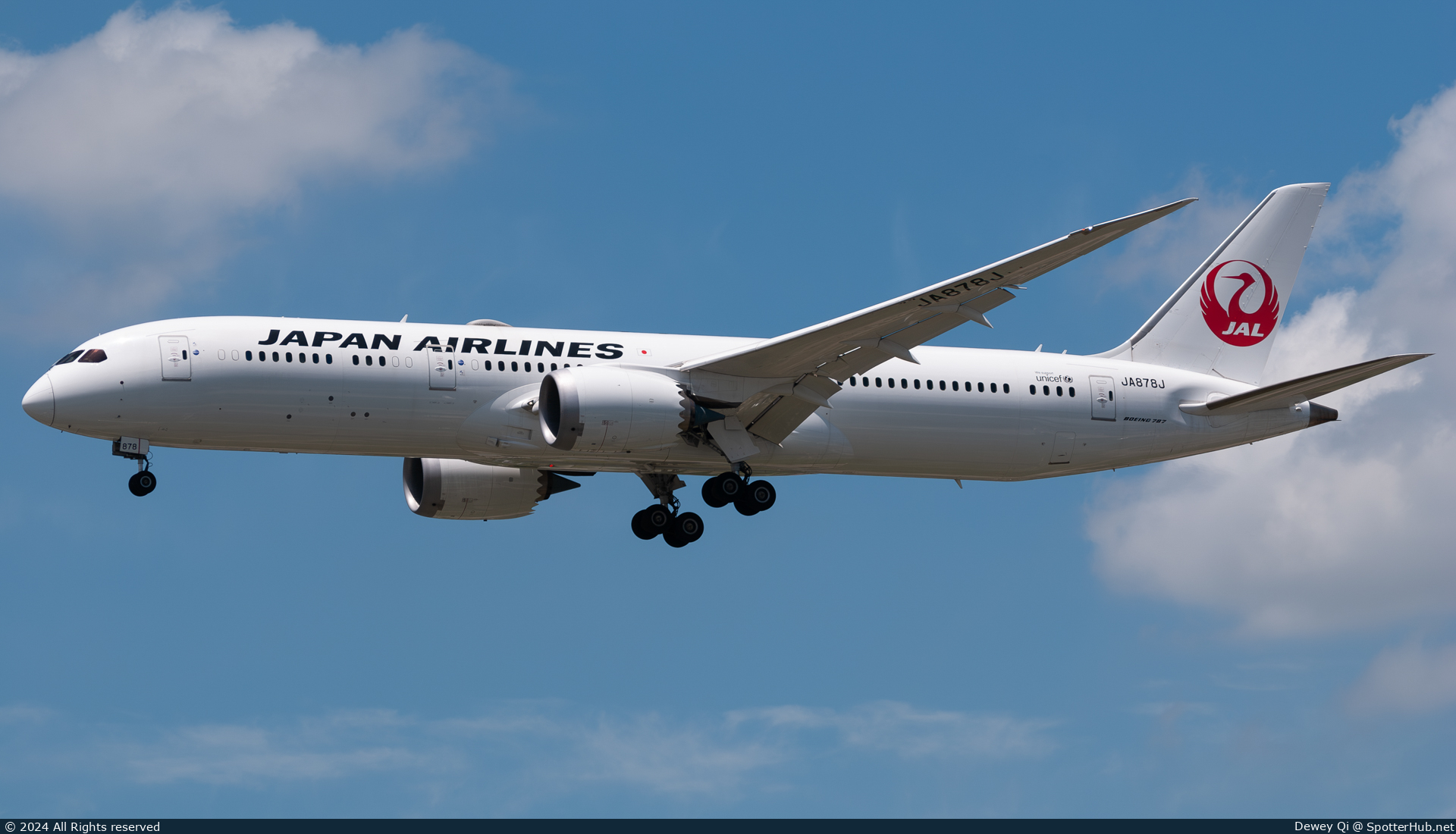 Photo of JA878J - Boeing 787-9 Dreamliner operated by Japan Airlines