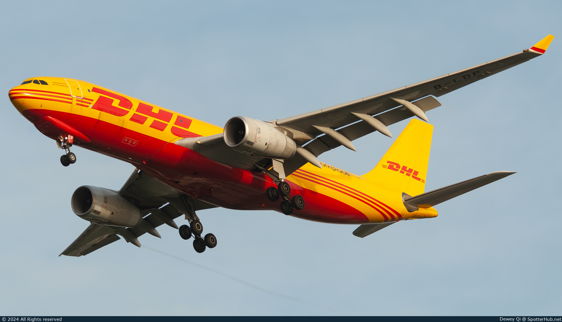 Photo of B-LDP - Airbus A330-243F operated by Air Hong Kong