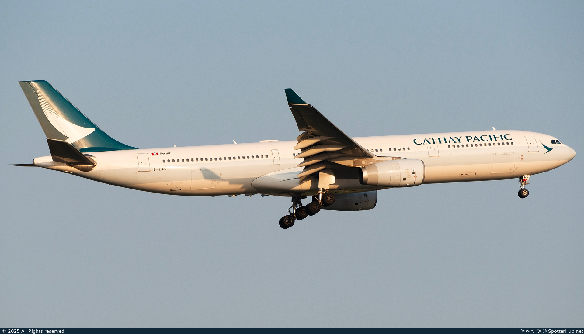 Photo of B-LAD - Airbus A330-342 operated by Cathay Pacific Airways