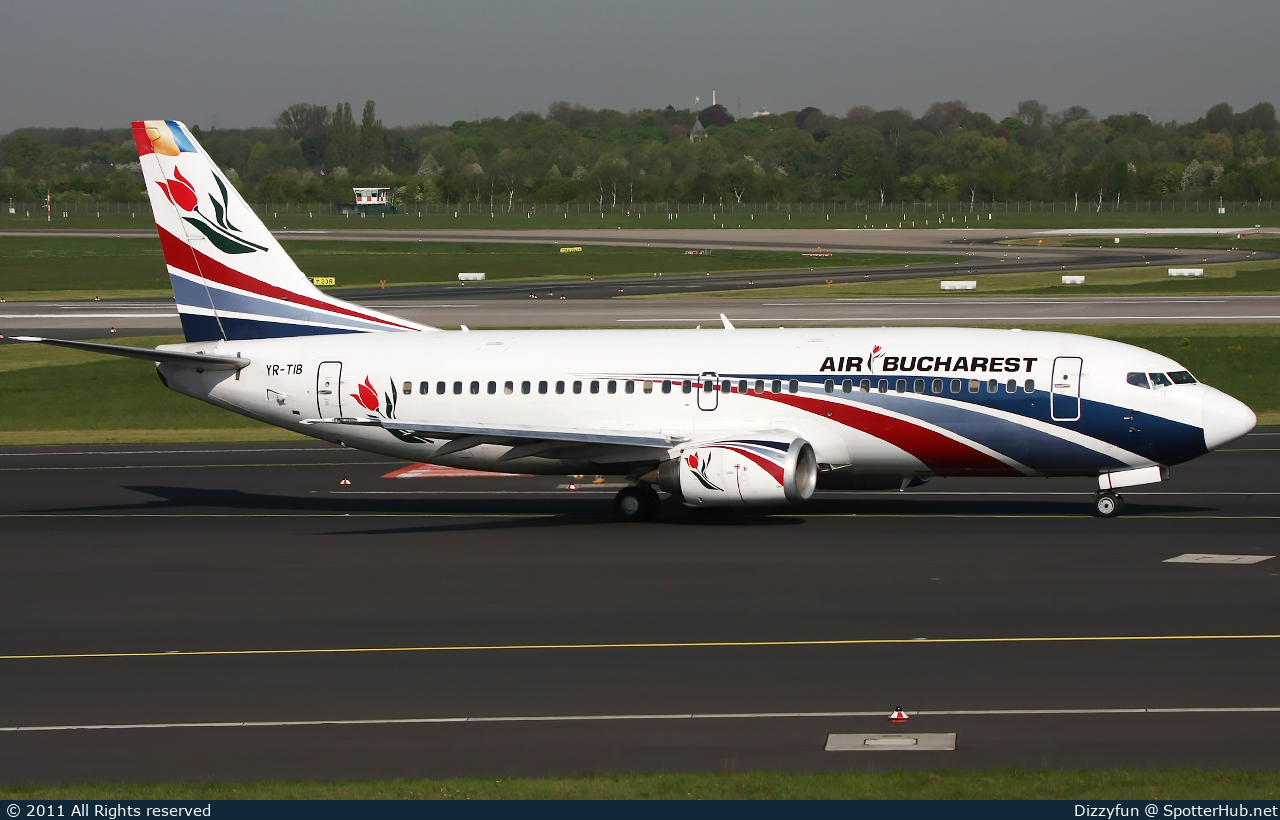 Photo of YR-TIB - Boeing 737-3L9 operated by Air Bucharest