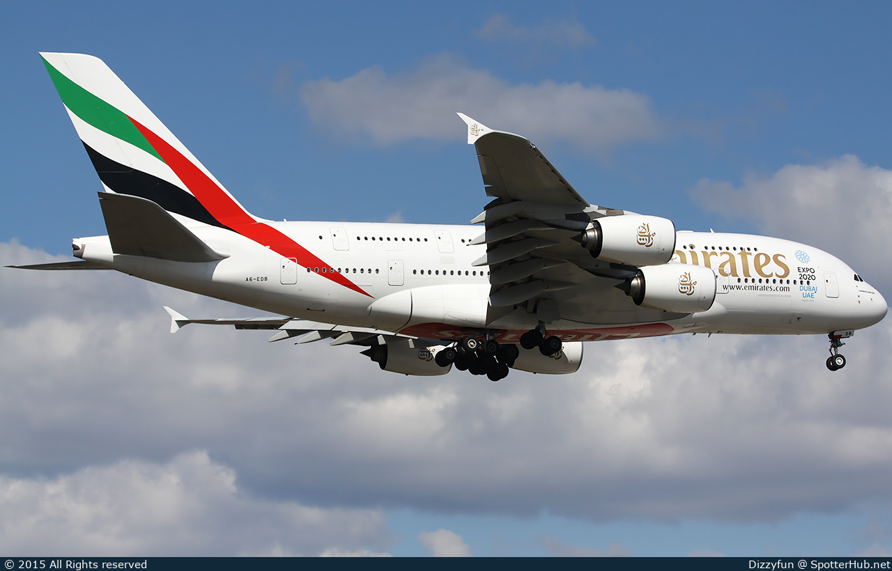 Photo of A6-EDB - Airbus A380-861 operated by Emirates