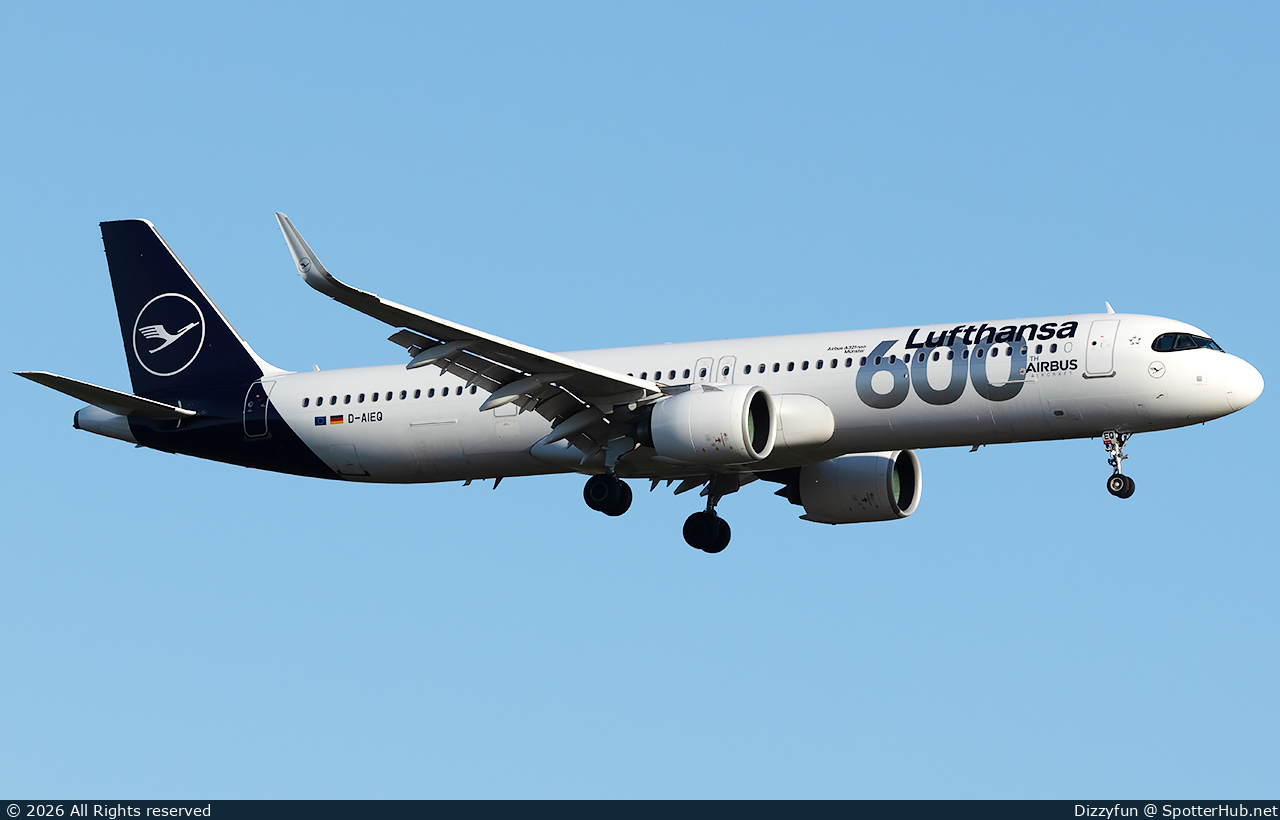Photo of D-AIEQ - Airbus A321-271NX operated by Lufthansa