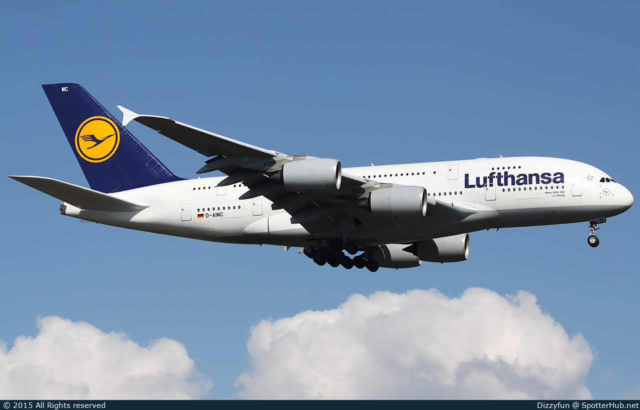 Photo of D-AIMC - Airbus A380-841 operated by Lufthansa