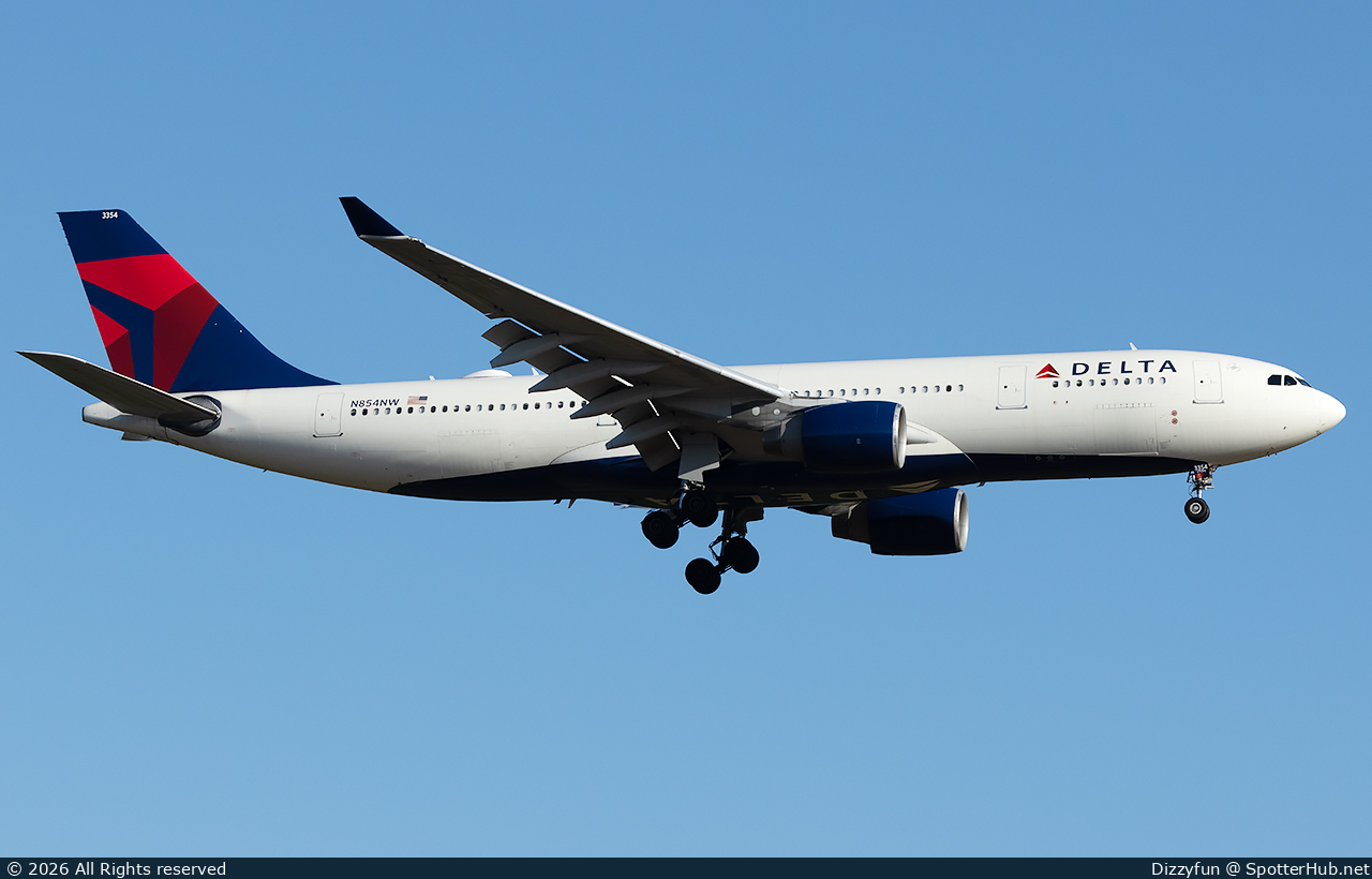 Photo of N854NW - Airbus A330-223 operated by Delta Air Lines