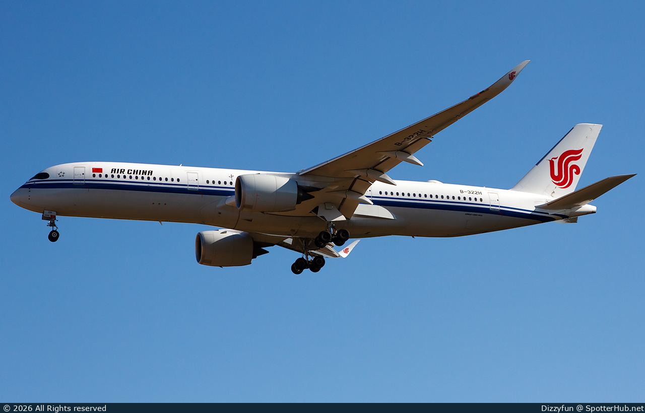 Photo of B-322H - Airbus A350-941 operated by Air China