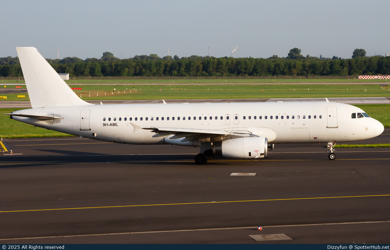 Photo of 9H-AML - Airbus A320-232 operated by Avion Express Malta