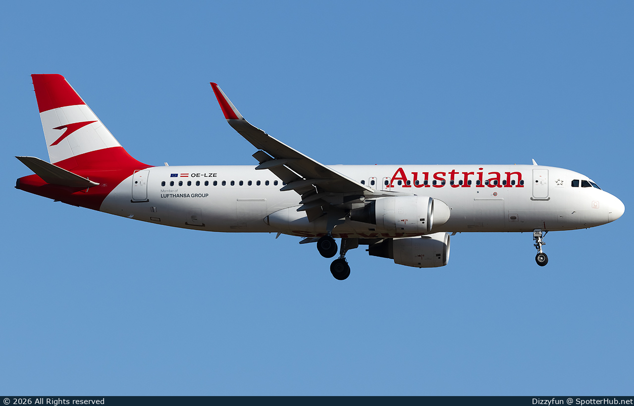Photo of OE-LZE - Airbus A320-214 operated by Austrian Airlines