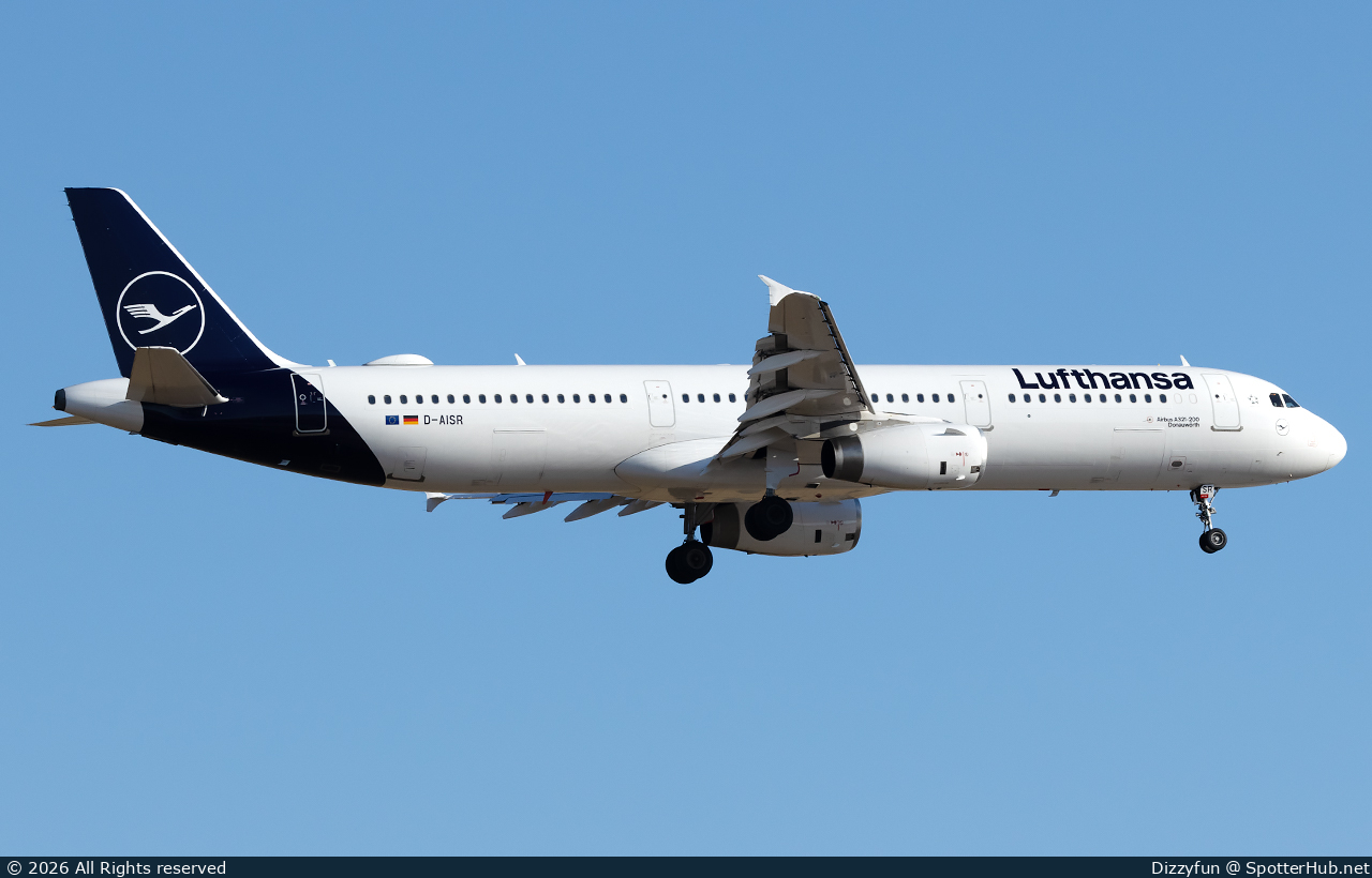 Photo of D-AISR - Airbus A321-231 operated by Lufthansa