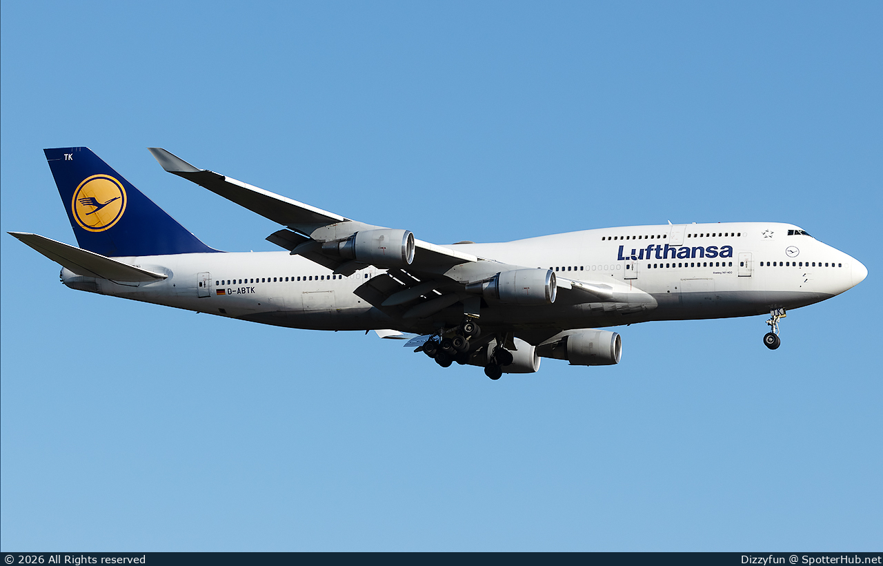 Photo of D-ABTK - Boeing 747-430 operated by Lufthansa