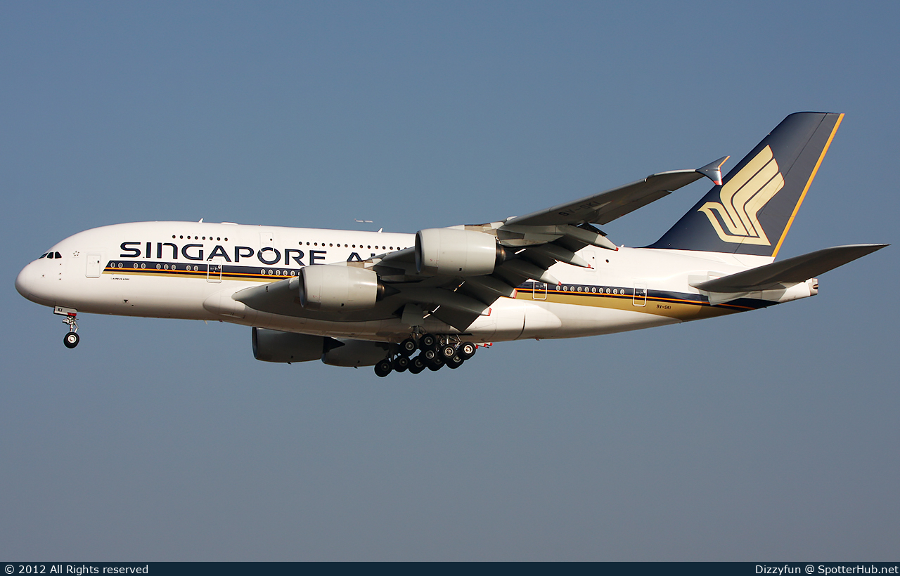 Photo of 9V-SKI - Airbus A380-841 operated by Singapore Airlines