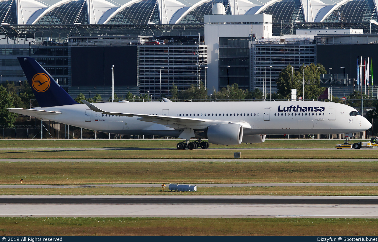 Photo of D-AIXC - Airbus A350-941 operated by Lufthansa