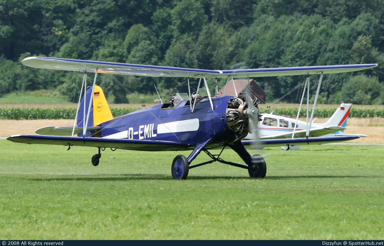 Photo of D-EMIL - Focke-Wulf Fw 44J Stieglitz operated by Hanseatischer Fliegerclub Frankfurt