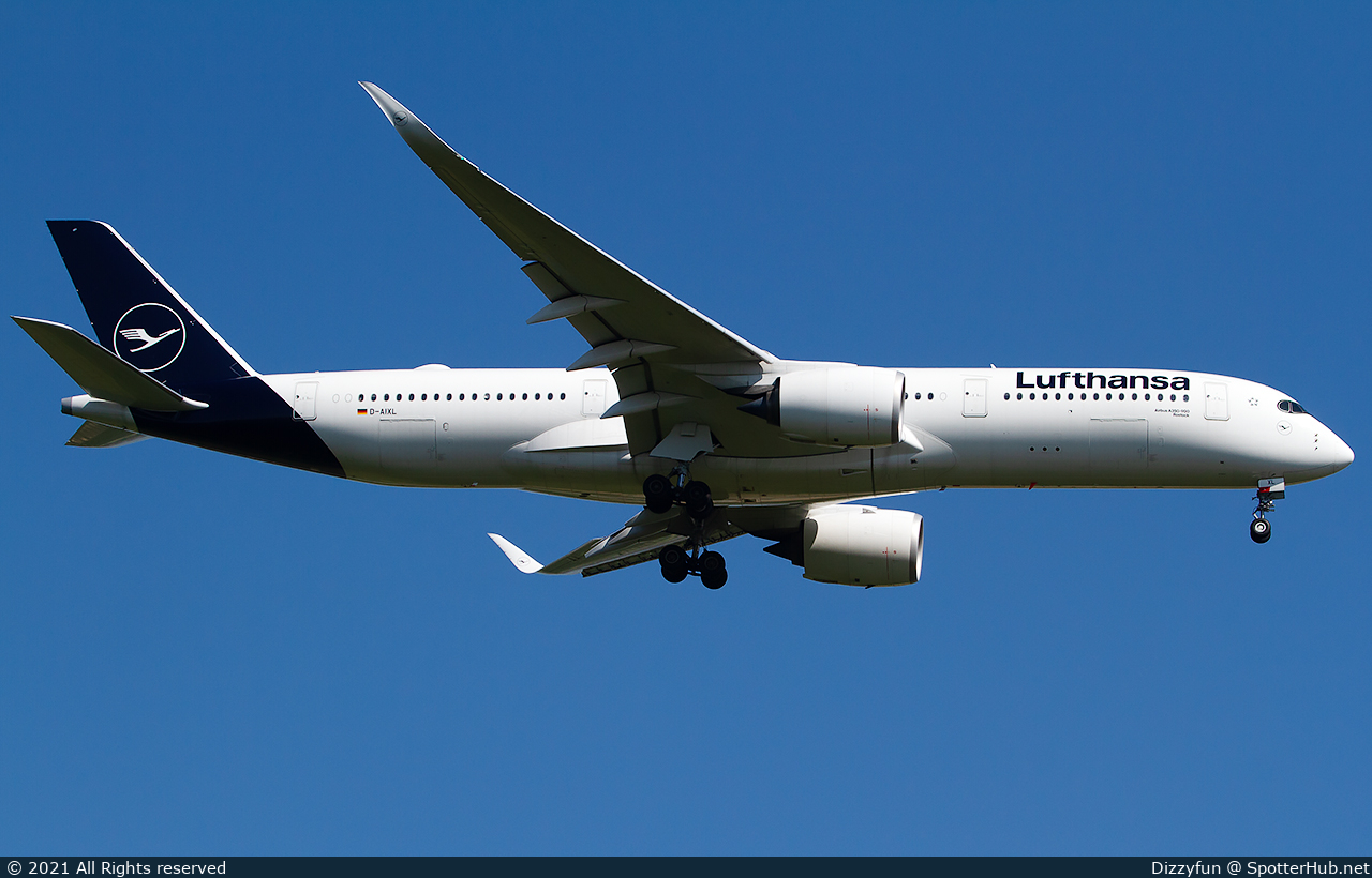 Photo of D-AIXL - Airbus A350-941 operated by Lufthansa