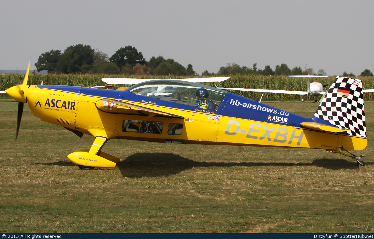 Photo of D-EXBH - Extra EA-300L operated by Private