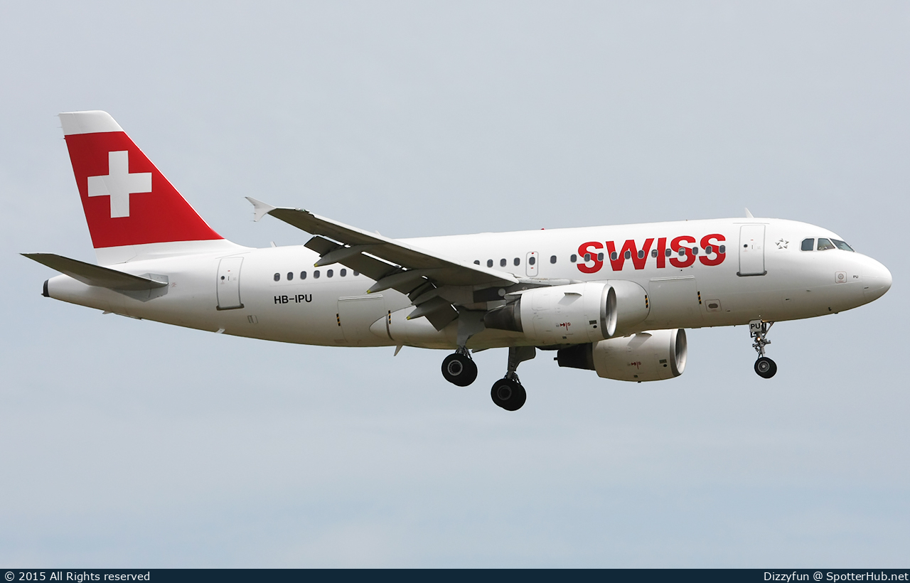 Photo of HB-IPU - Airbus A319-112 operated by Swiss International Air Lines
