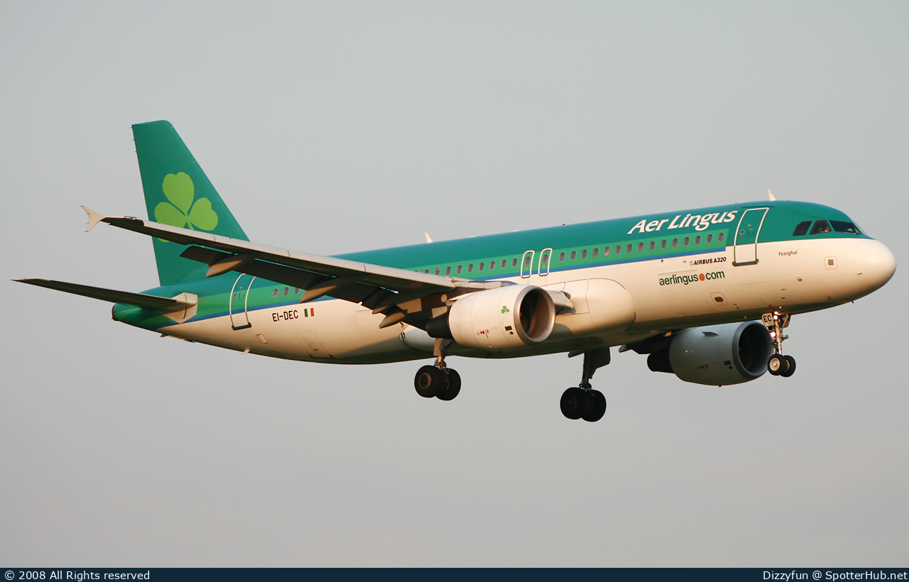 Photo of EI-DEC - Airbus A320-214 operated by Aer Lingus