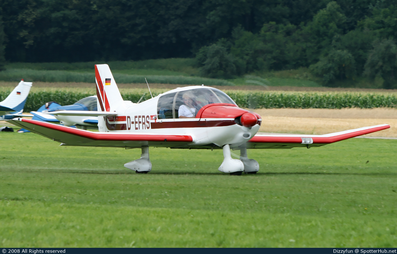 Photo of D-EFRS - Robin DR400/120 Dauphin 2+2 operated by Bundeswehr-Sportflieger-Gemeinschaft Hangelar