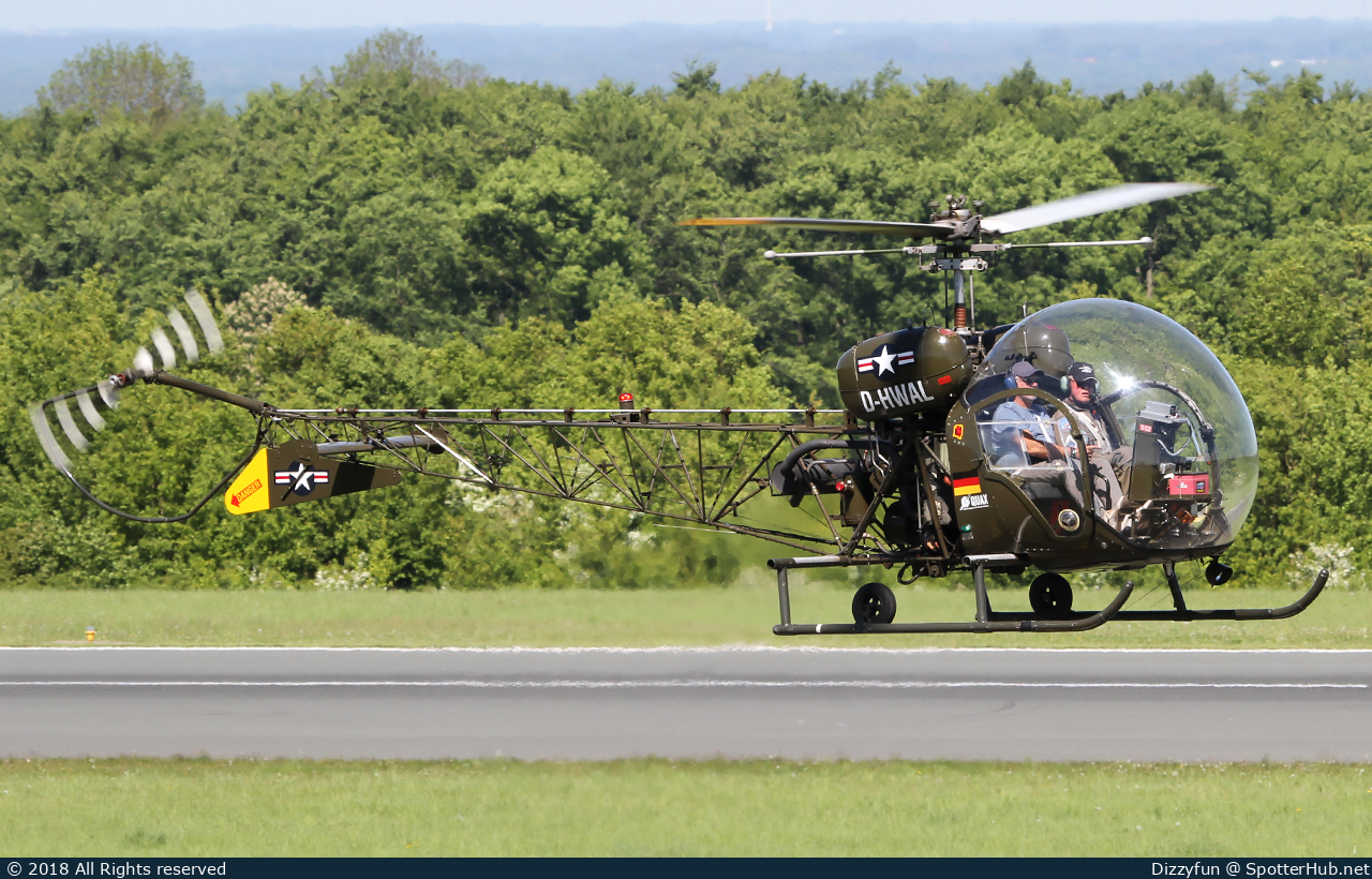 Photo of D-HWAL - Agusta-Bell 47G-4A operated by Private
