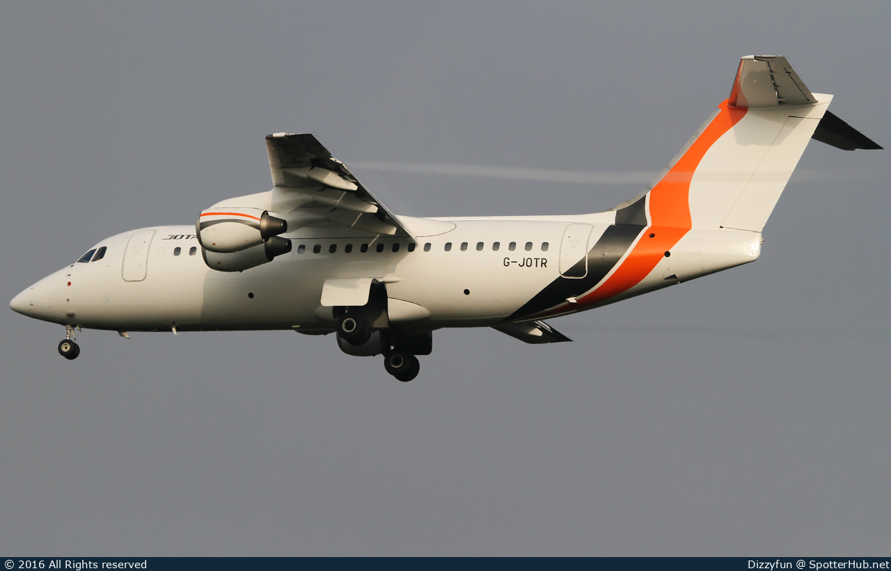 Photo of G-JOTR - British Aerospace Avro RJ85 operated by JOTA Aviation