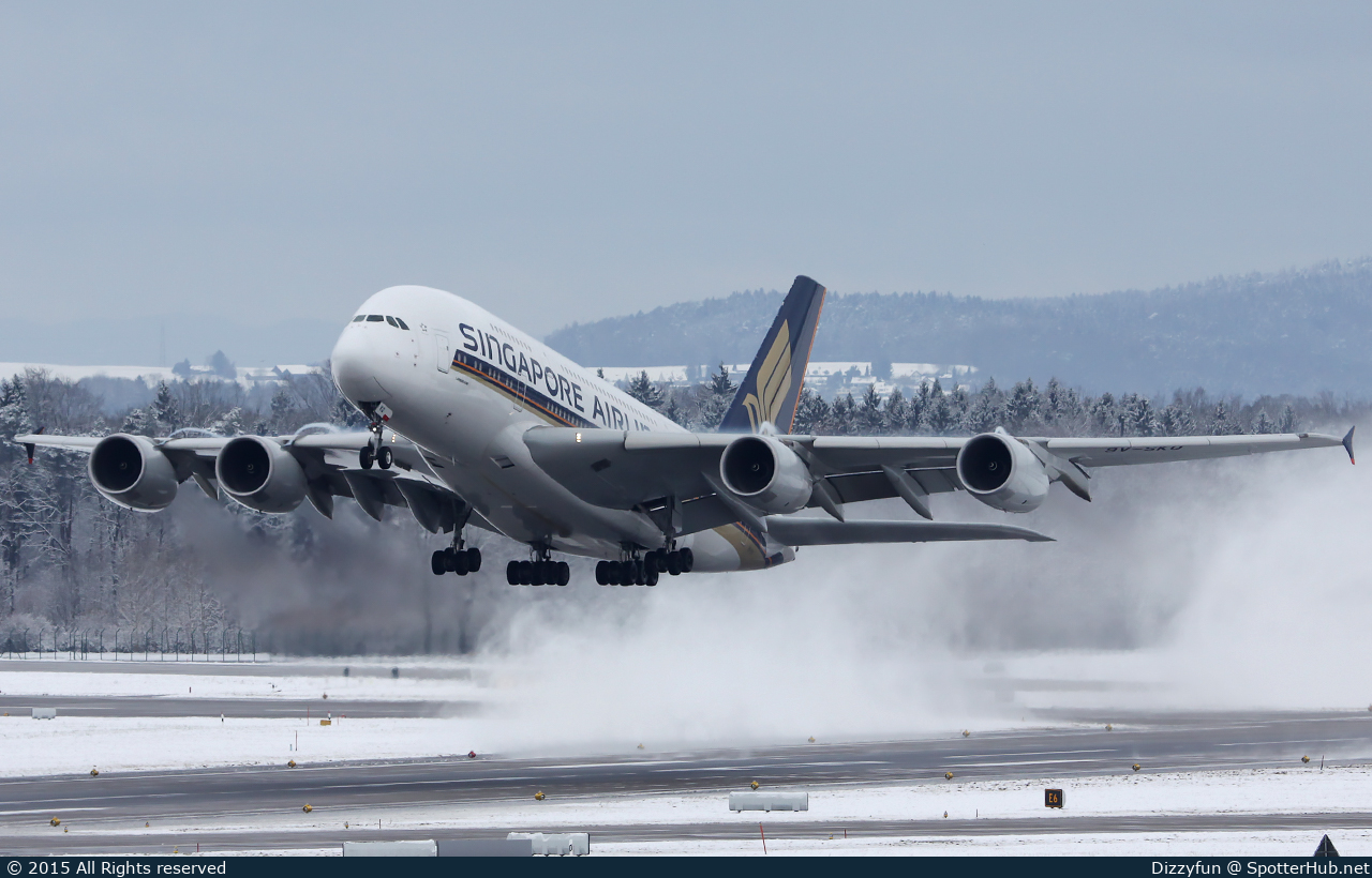 Photo of 9V-SKQ - Airbus A380-841 operated by Singapore Airlines