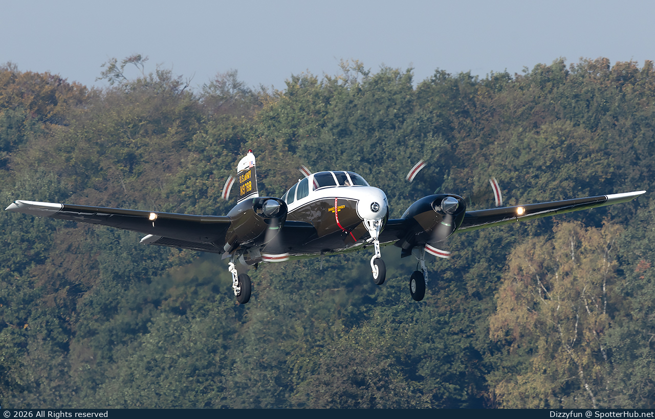 Photo of N978B - Beechcraft D50E Twin Bonanza operated by Private