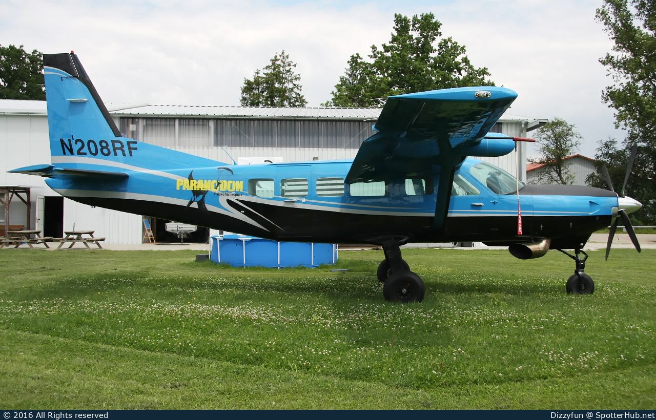 Photo of N208RF - Cessna 208 Caravan operated by Paranodon Fallschirmsport