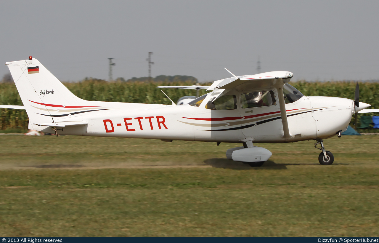 Photo of D-ETTR - Cessna 172R Skyhawk II operated by ATC Aviation Training & Transport Center