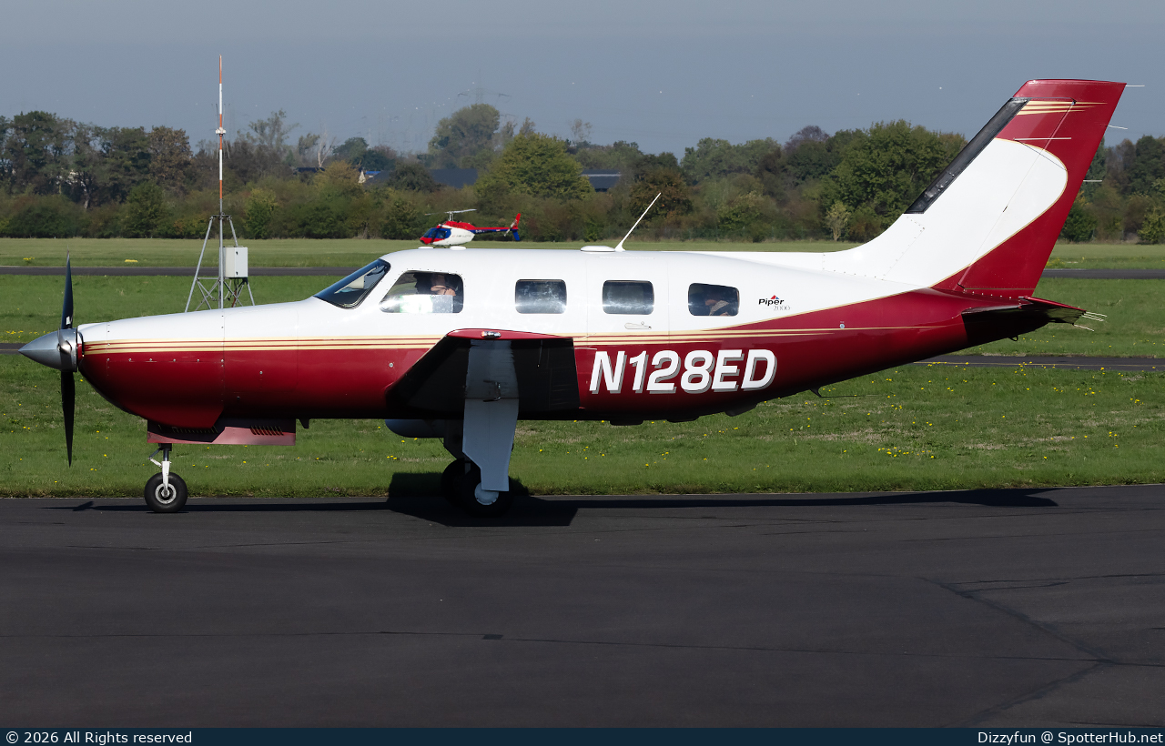 Photo of N128ED - Piper PA-46-350P Malibu Mirage operated by Private