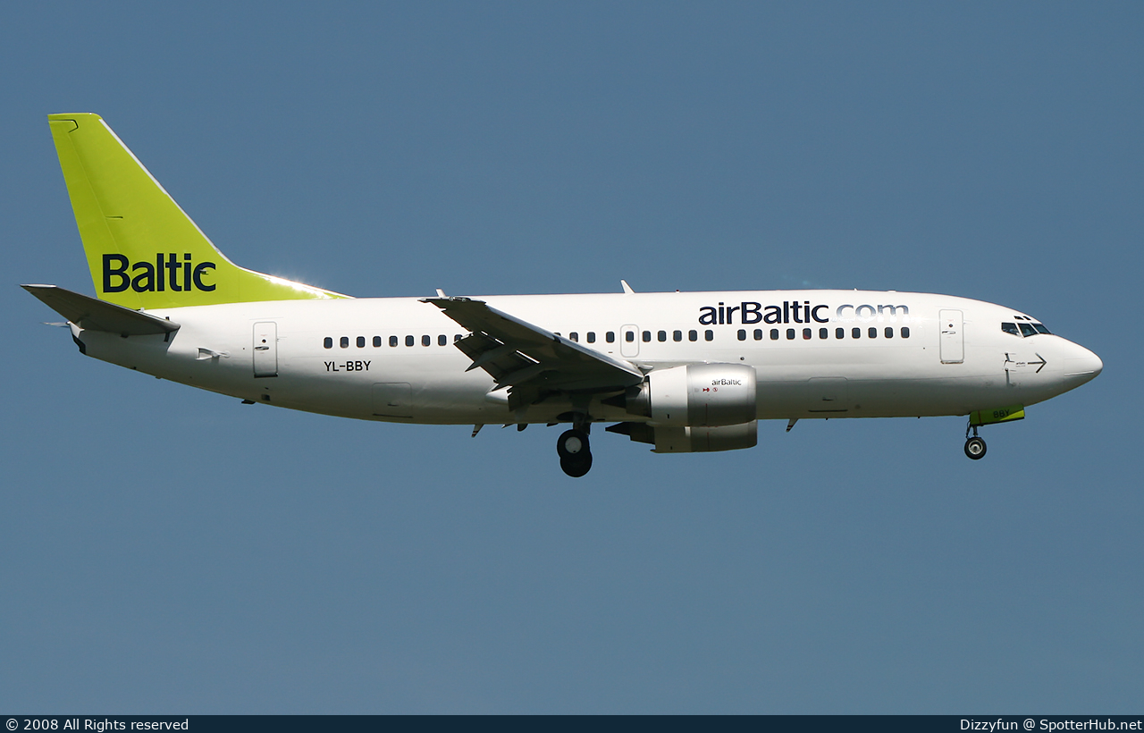 Photo of YL-BBY - Boeing 737-36Q operated by airBaltic