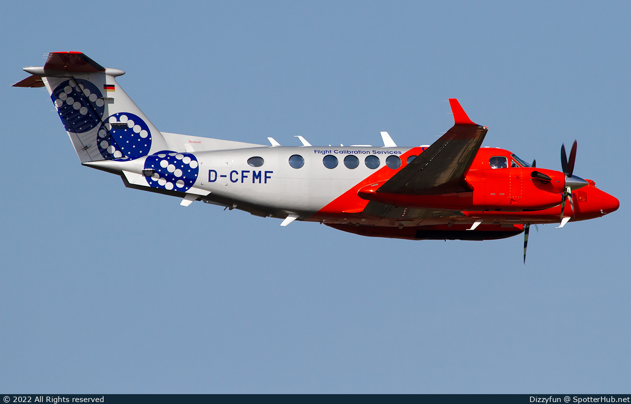 Photo of D-CFMF - Beechcraft B300 Super King Air 350 operated by FCS Flight Calibration Services