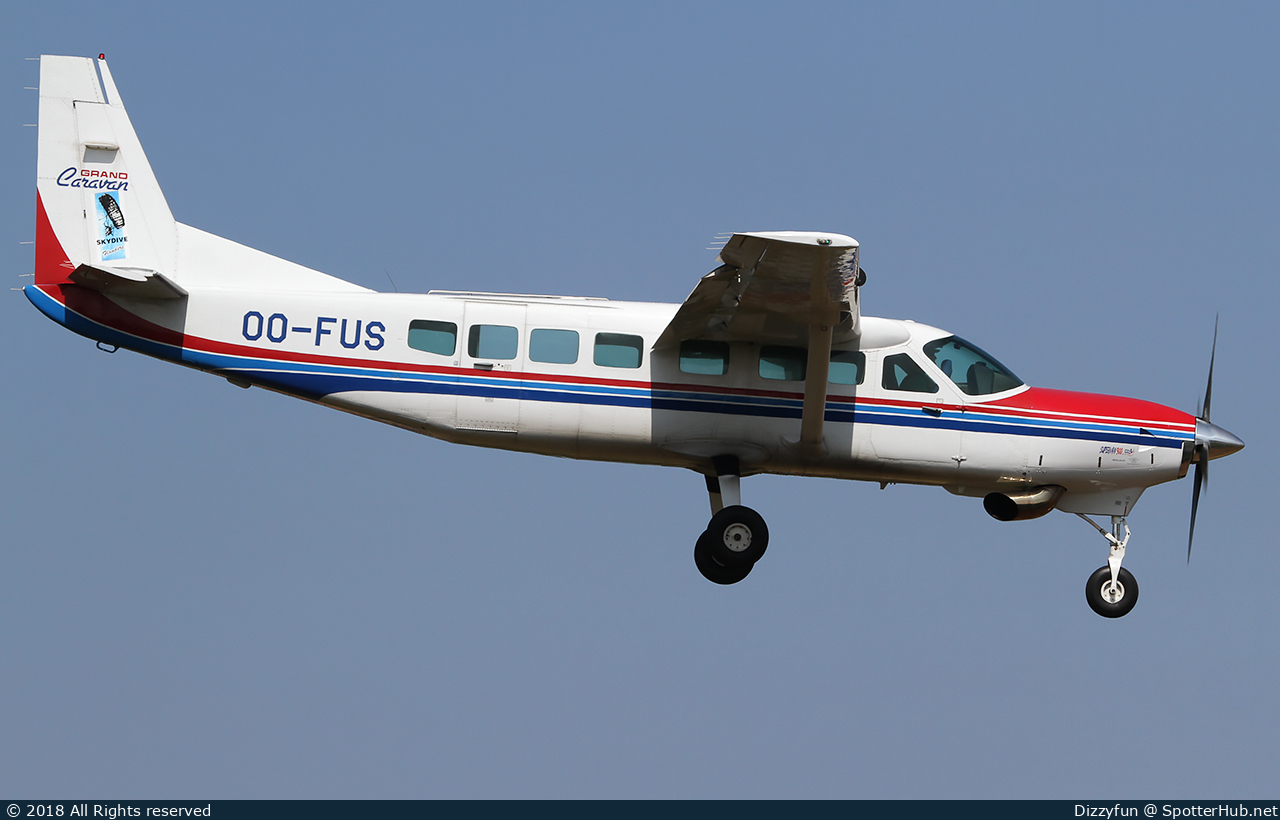 Photo of OO-FUS - Cessna 208B Grand Caravan operated by Paracentrum Vlaanderen