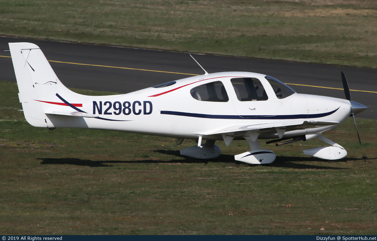 Photo of N298CD - Cirrus SR20 G1 operated by Private