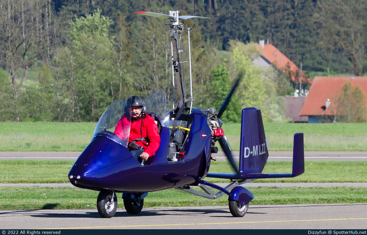 Photo of D-MLZZ - AutoGyro MTOsport operated by Private