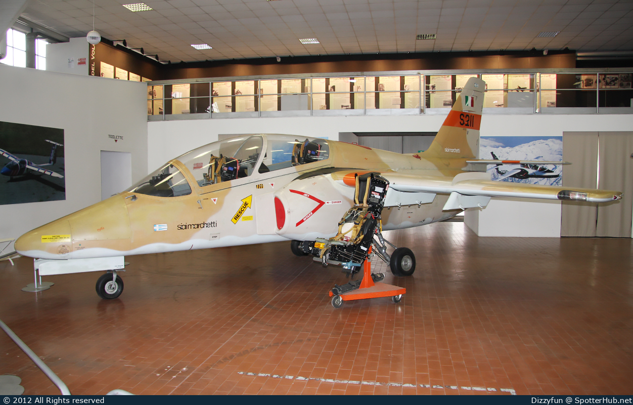 Photo of I-SIJF - SIAI-Marchetti S.211 operated by Parco e Museo del Volo Volandia