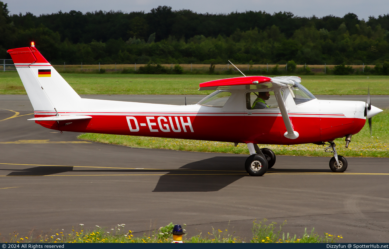 Photo of D-EGUH - Reims-Cessna F152 II operated by TFC Flight Training