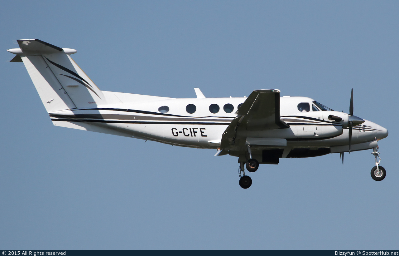 Photo of G-CIFE - Beechcraft B200 Super King Air operated by 2Excel Aviation