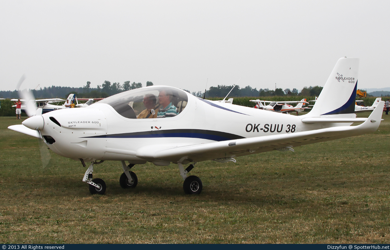 Photo of OK-SUU38 - Jihlavan Skyleader 600 operated by Private