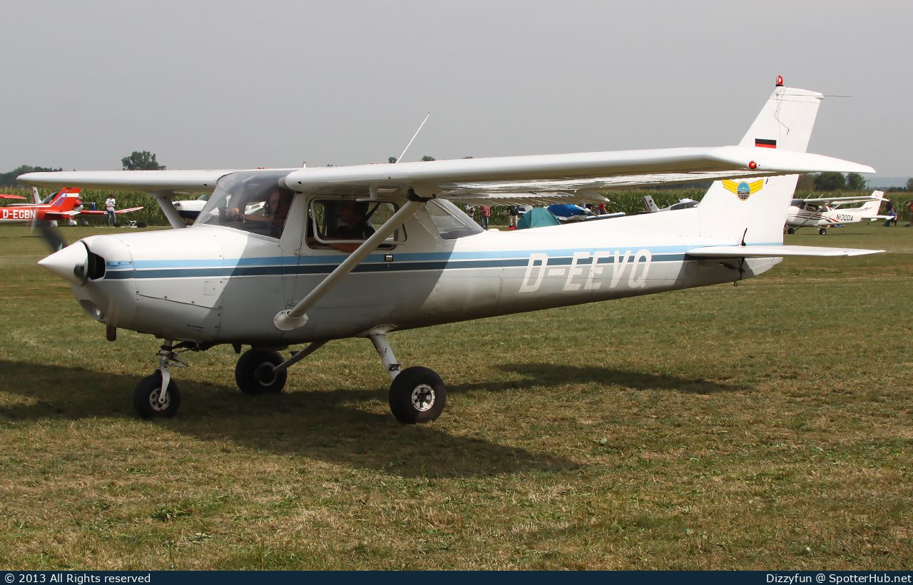 Photo of D-EEVQ - Reims-Cessna F152 operated by Private