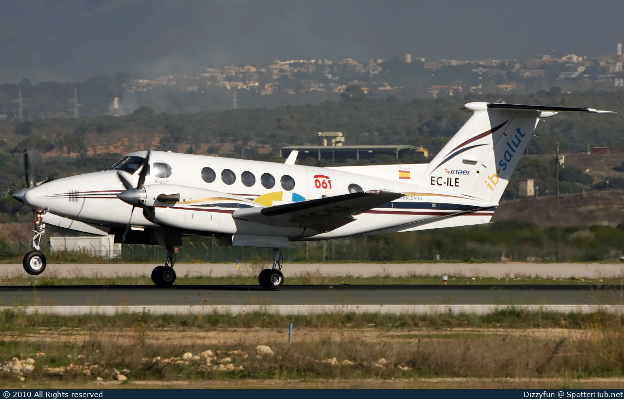 Photo of EC-ILE - Beechcraft B200 Super King Air operated by INAER
