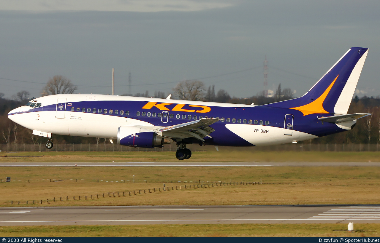 Photo of VP-BBH - Boeing 737-306 operated by KD Avia