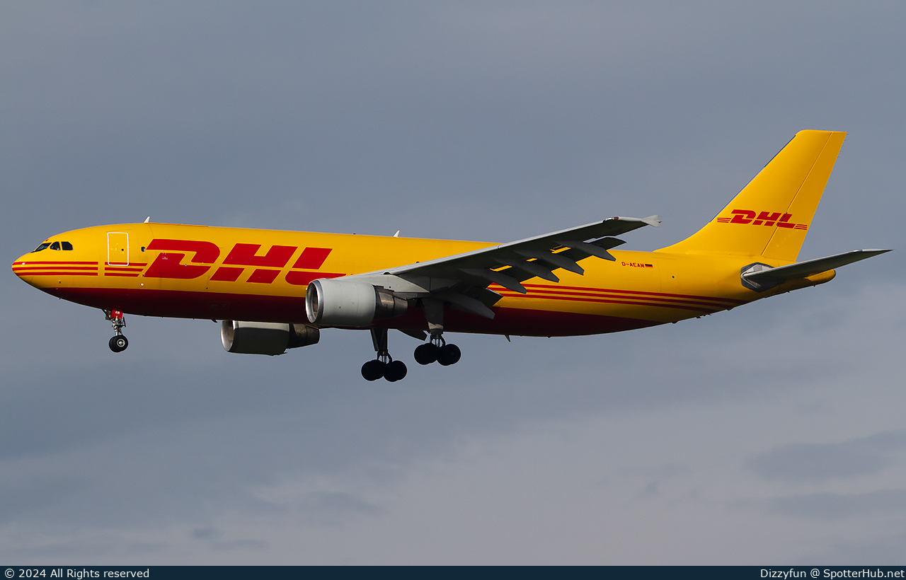 Photo of D-AEAM - Airbus A300B4-622R(F) operated by European Air Transport